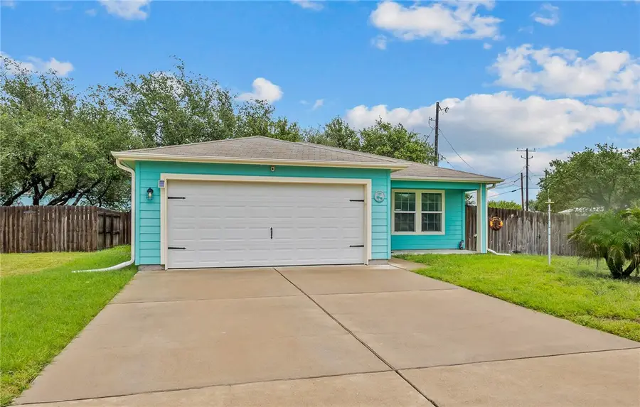 702 Portside Way, Aransas Pass, TX 78336 - #2