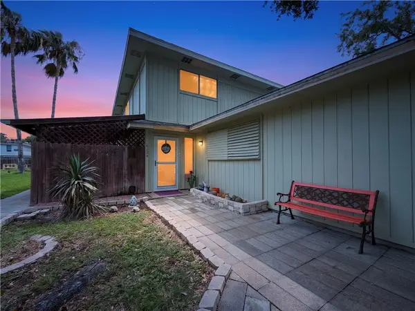 6124 Hidden Oaks, Corpus Christi, TX 78412
