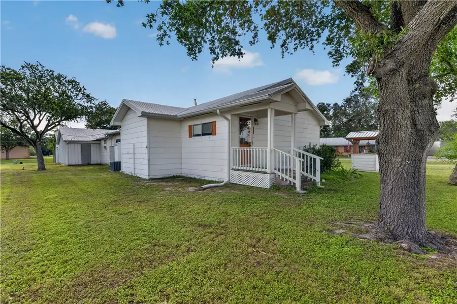 406 Fred Avenue, Agua Dulce, TX 78330 - #3