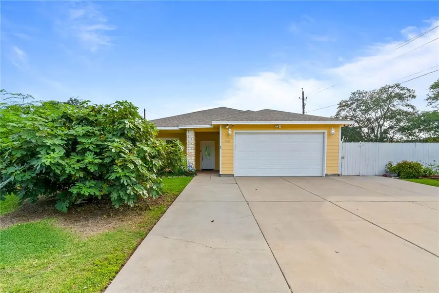 3601 Fort Worth Street, Corpus Christi, TX 78411 - #2