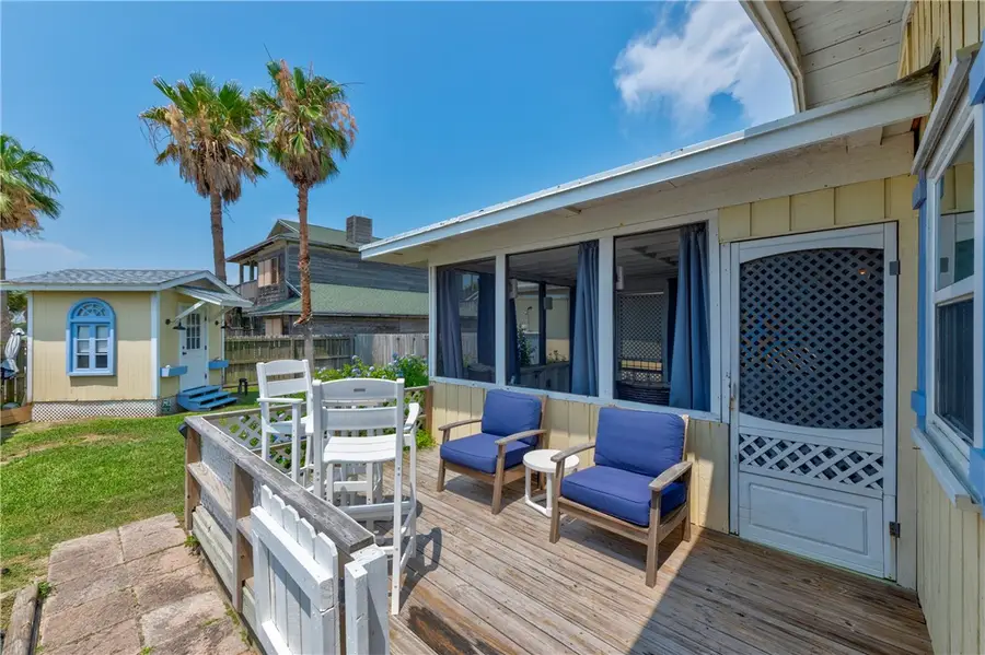 202 Trojan Street, Port Aransas, TX 78373 - #3