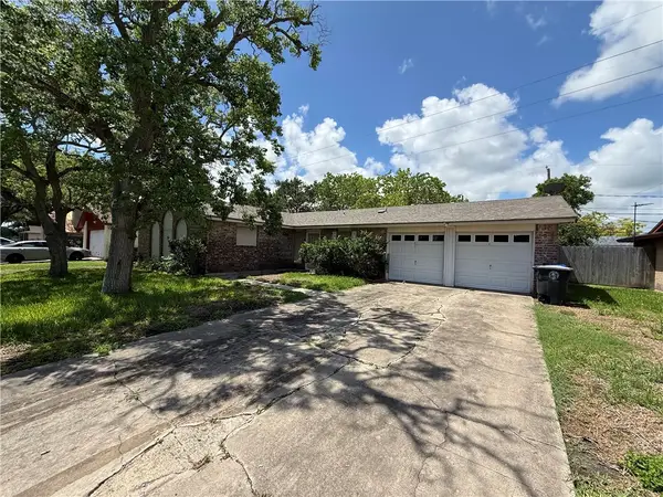 3741 Oday Parkway, Corpus Christi, TX 78415