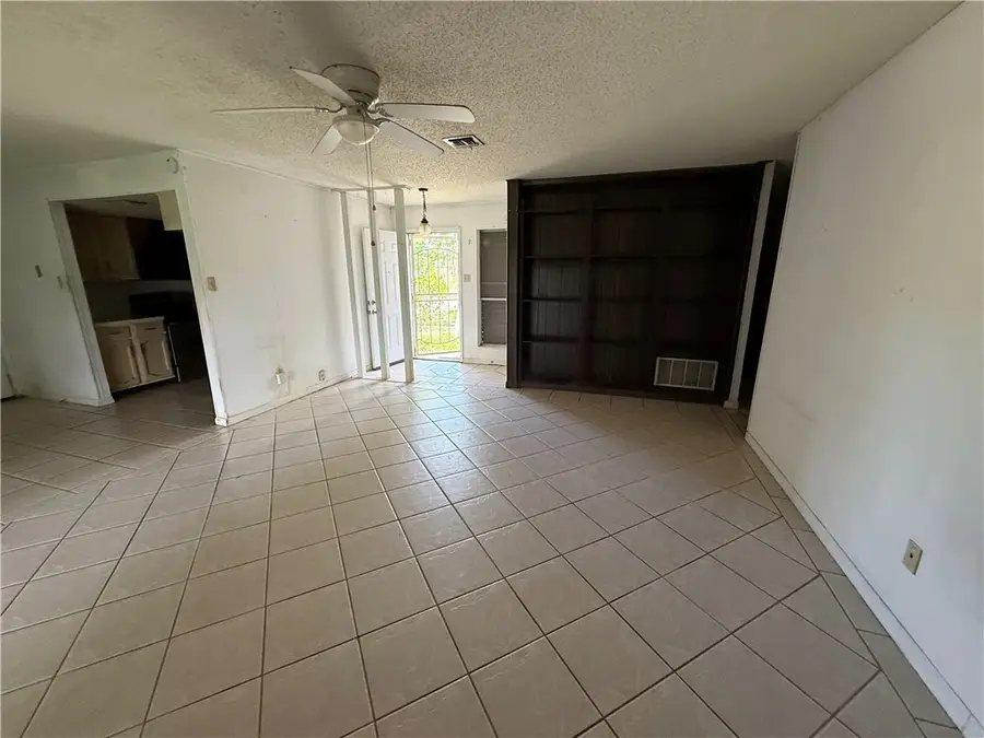3741 Oday Parkway, Corpus Christi, TX 78415 - #3