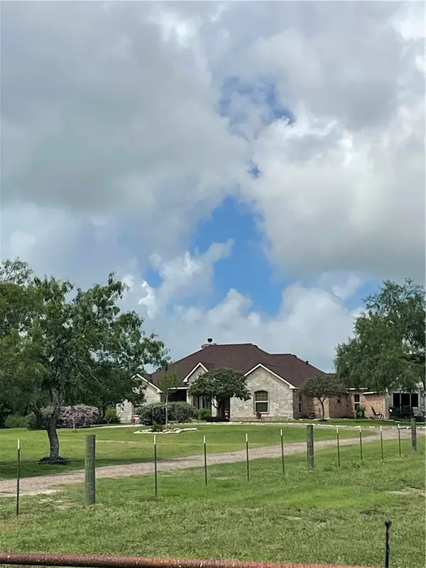 5937 Hidden Valley Lp, Sandia, TX 78383