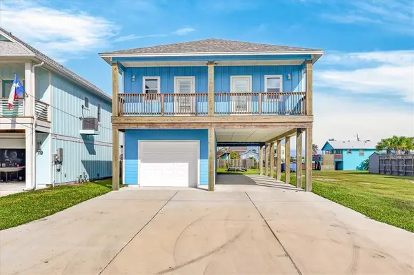123 6th Street, Port Aransas, TX 78373