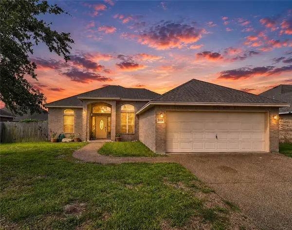 6825 King George Place, Corpus Christi, TX 78414