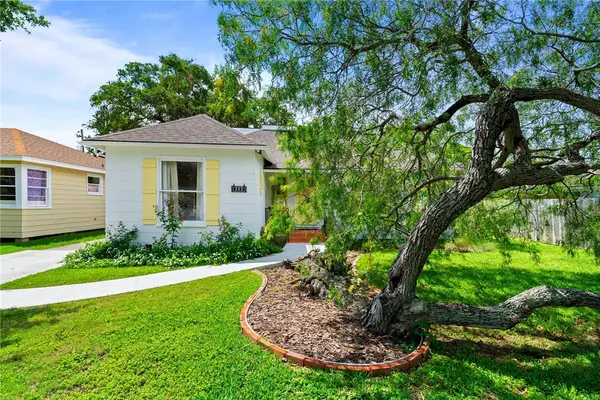 333 Camellia Drive, Corpus Christi, TX 78404