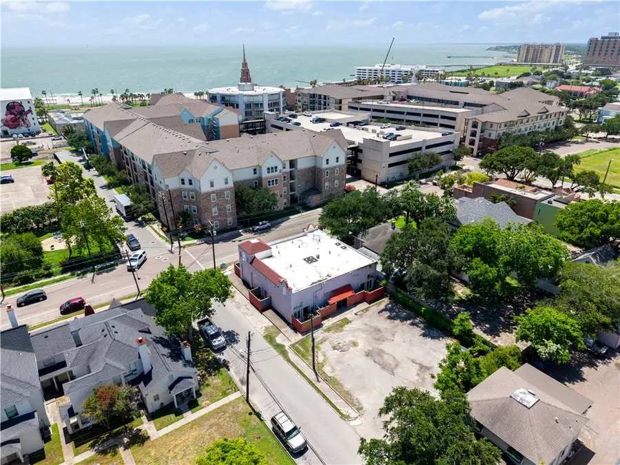 801 S Carancahua Street, Corpus Christi, TX 78401 - #2