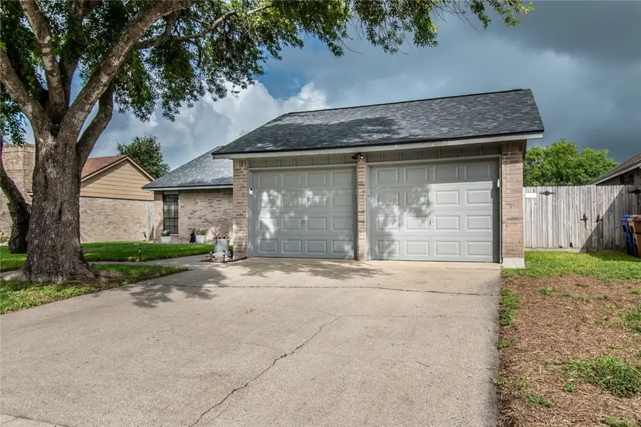 3245 Hampton Street, Corpus Christi, TX 78414 - #3