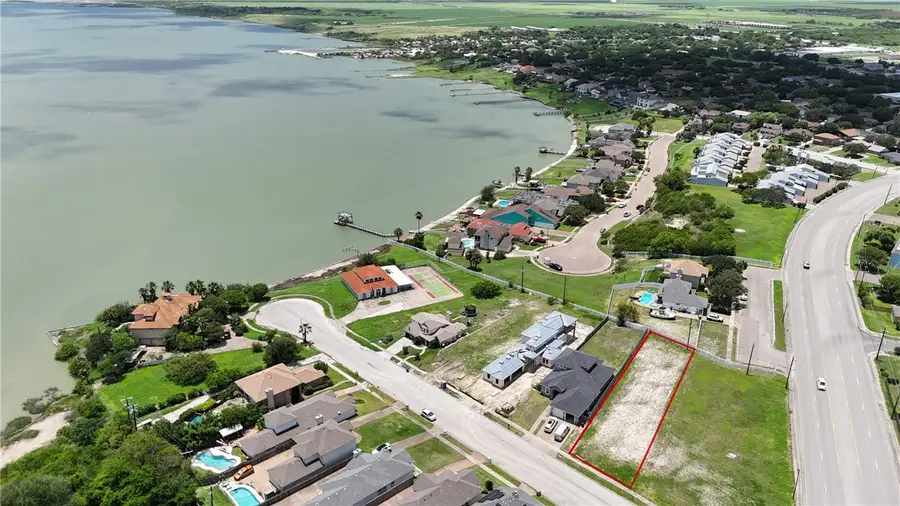 1003 Bluff Drive, Portland, TX 78374 - #2