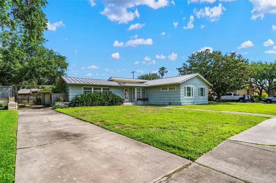 330 Catalina Place, Corpus Christi, TX 78411 - #3