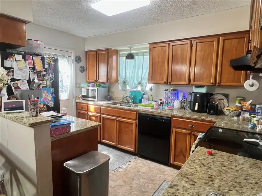 2413 Manitoba Drive, Corpus Christi, TX 78418 - #3
