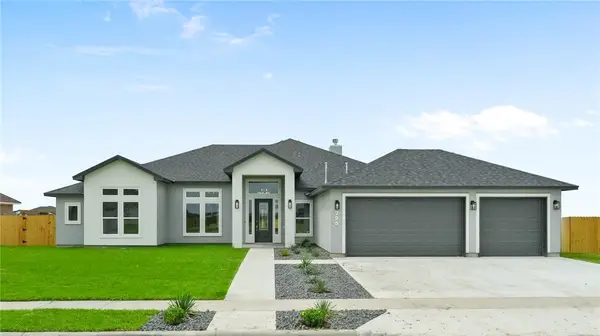 725 Mama Fefi Drive, Corpus Christi, TX 78414