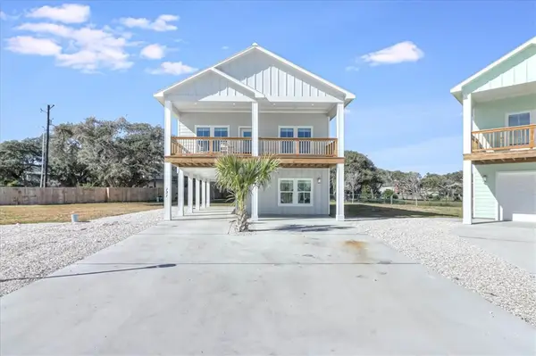 131 Seven Palms Drive, Fulton, TX 78358