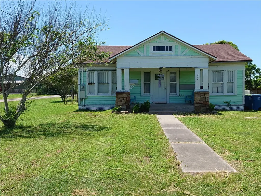 303 Elm Street, Portland, TX 78374 - #1