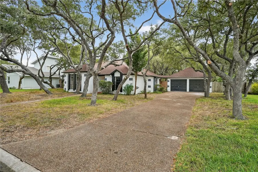 107 Cherry Hills Drive, Rockport, TX 78382 - #3