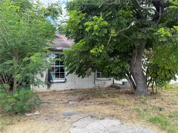 614 Lopez Street, Robstown, TX 78380