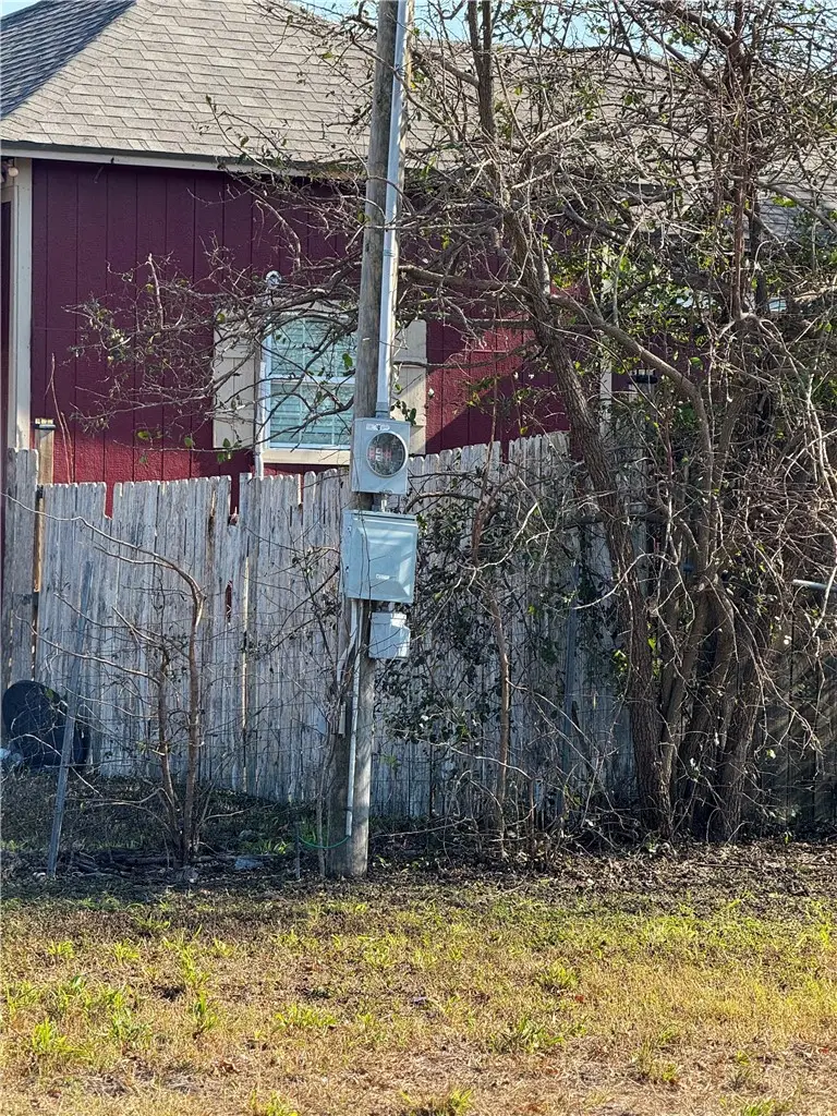301 Kirkpatrick Street, Taft, TX 78390 - #3