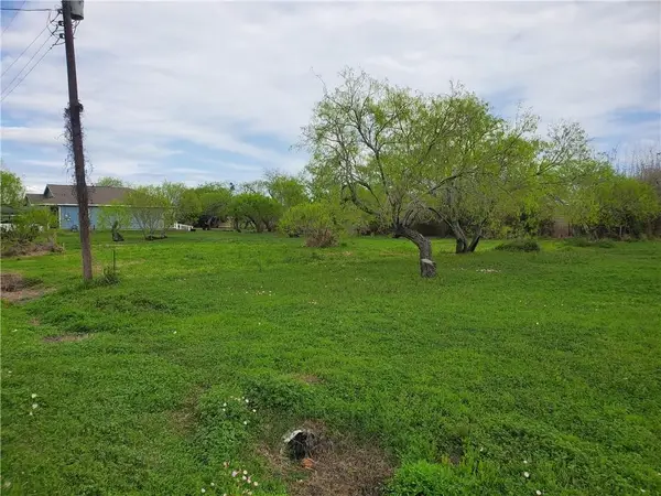 410/412 2nd Street, Bayside, TX 78340