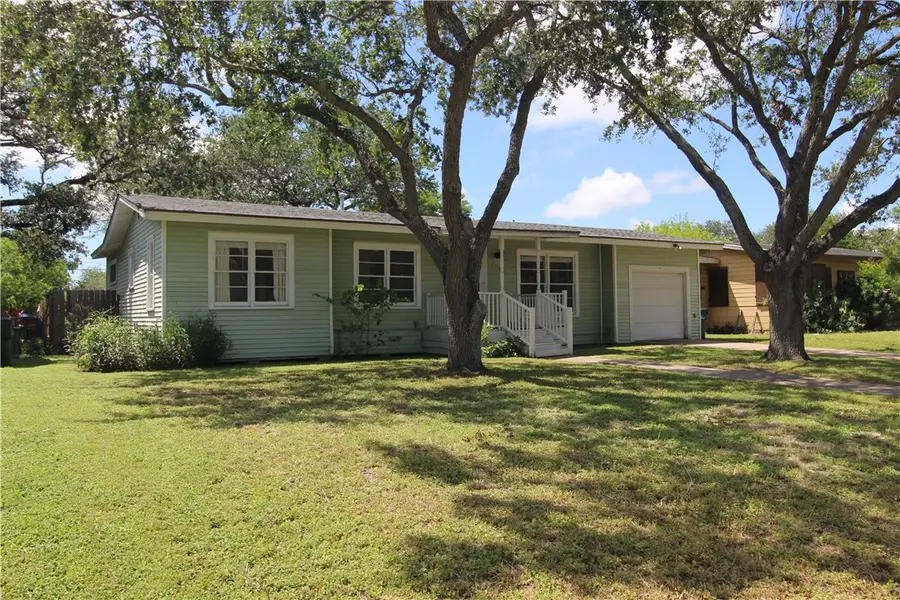 519 Field Avenue, Taft, TX 78390 - #3