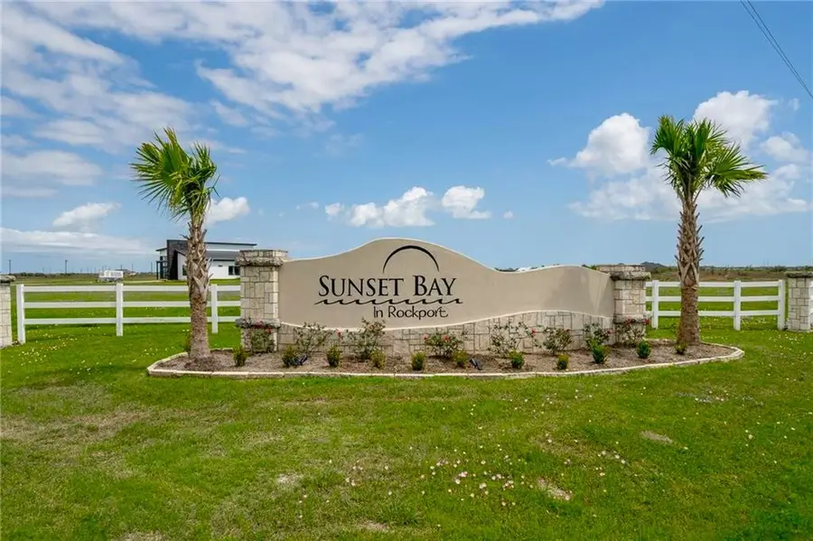 125 Duckhaven Drive, Rockport, TX 78382 - #2