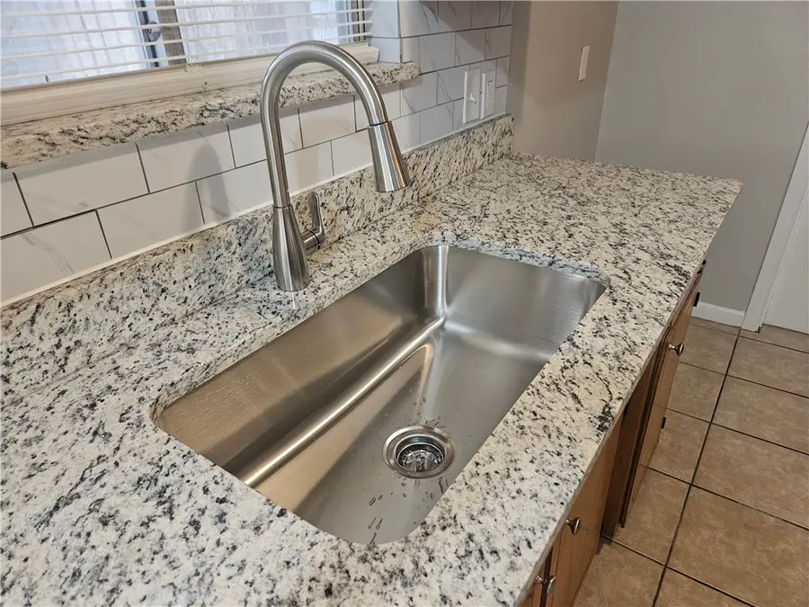 4010 Tripoli Drive, Corpus Christi, TX 78411 - #3