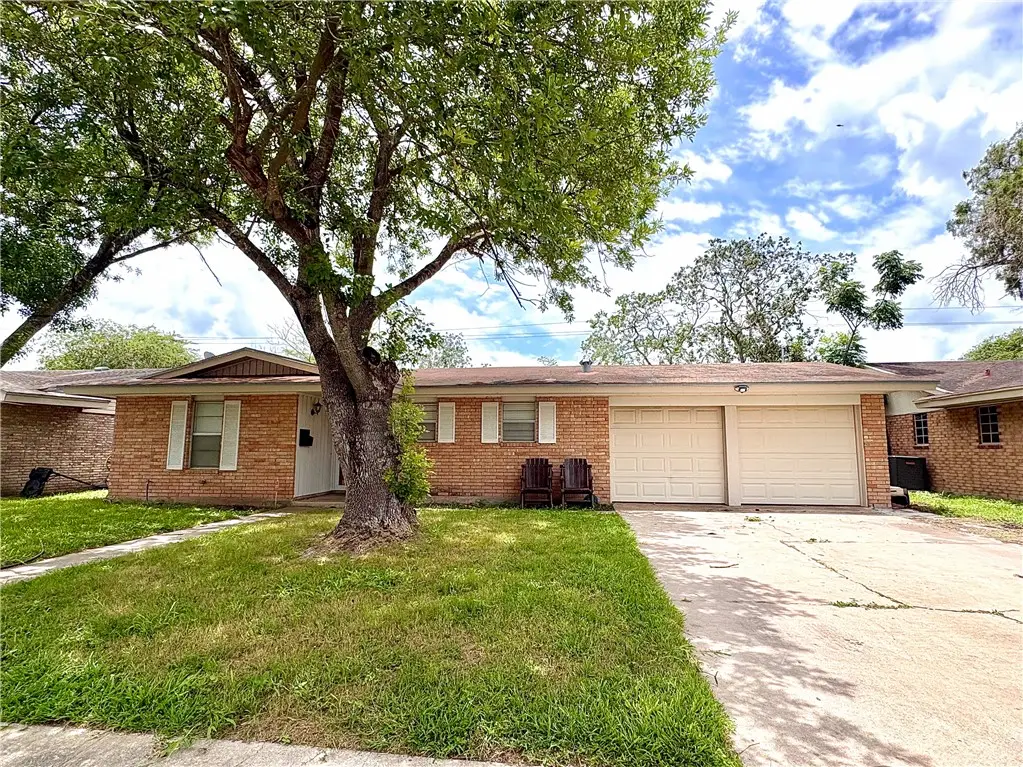 2107 Louisiana Street, Kingsville, TX 78363 - #1