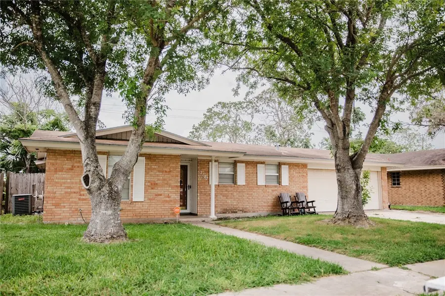 2107 Louisiana Street, Kingsville, TX 78363 - #2