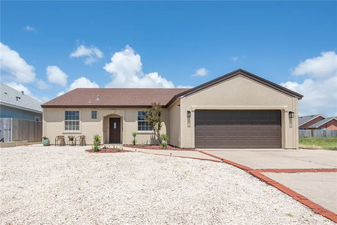 15209 Tesoro Drive, Corpus Christi, TX 78418 - #1