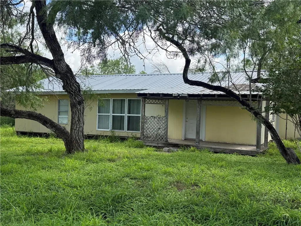 170 Navaho, Sandia, TX 78383 - #1