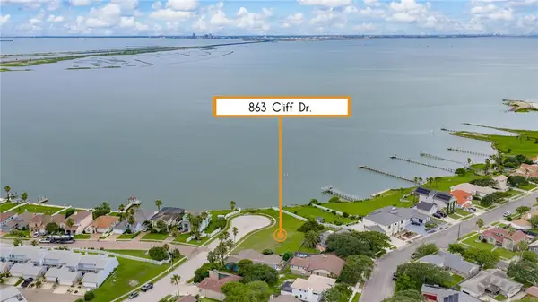 863 Cliff Drive, Portland, TX 78374