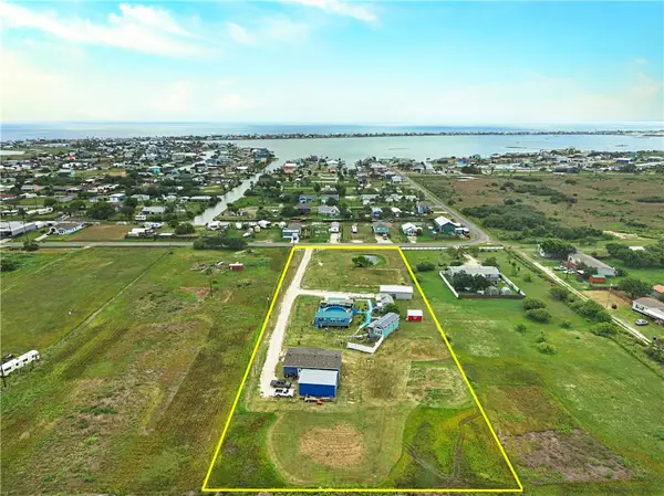 260 Allen M Parks Drive, Rockport, TX 78382