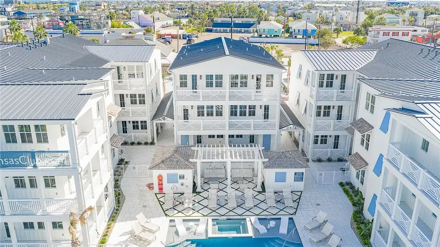 136 W Cotter Avenue #17, Port Aransas, TX 78373 - #3