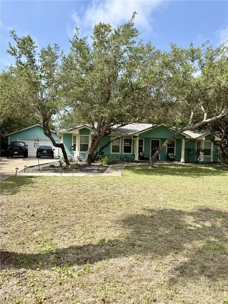 106 El Cid Drive, Rockport, TX 78382 - #1