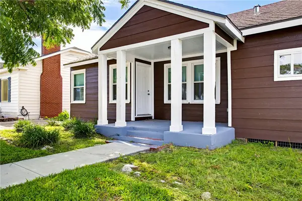 425 Naples Street, Corpus Christi, TX 78404