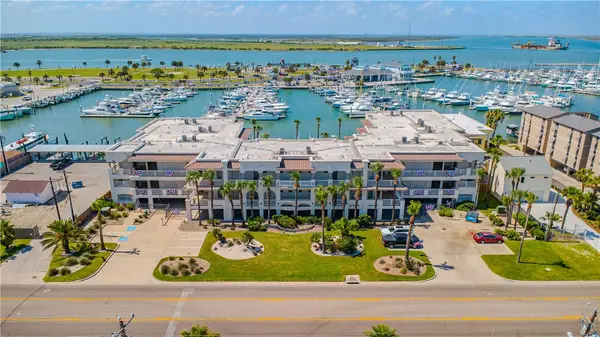 224 W Cotter Avenue #203, Port Aransas, TX 78373