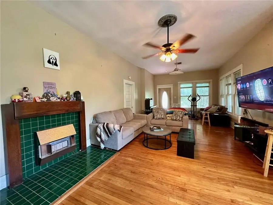 518 E Kenedy Avenue, Kingsville, TX 78363 - #2