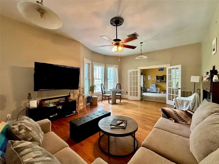 518 E Kenedy Avenue, Kingsville, TX 78363 - #3