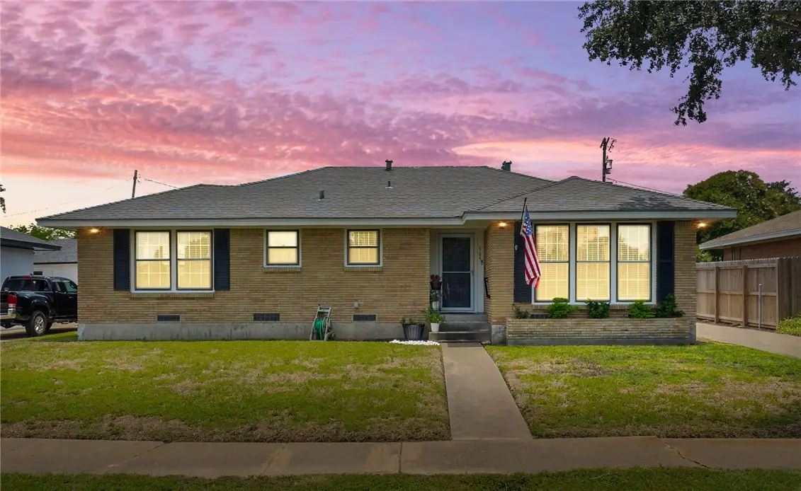505 Brawner Parkway, Corpus Christi, TX 78411 - #1