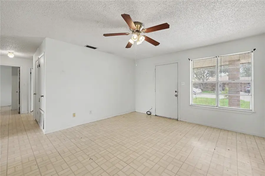 202 Canyonview, George West, TX 78022 - #2