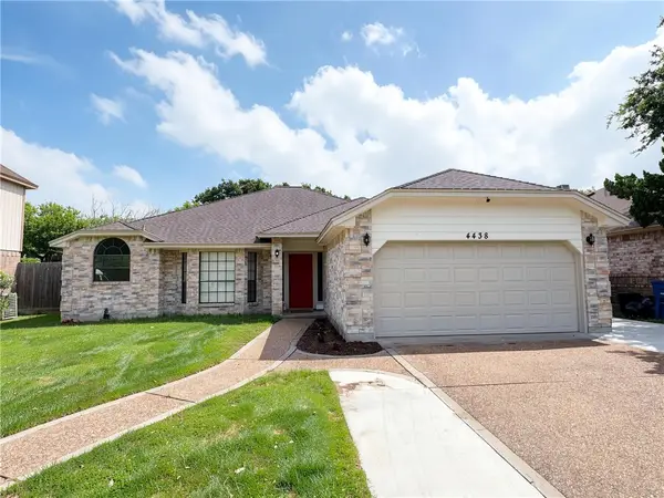 4438 Silver Hollow Drive, Corpus Christi, TX 78413