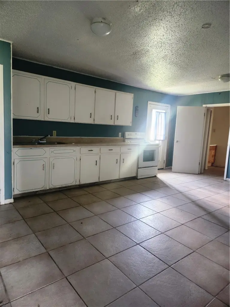 1315 4th Street, Ingleside, TX 78362 - #2