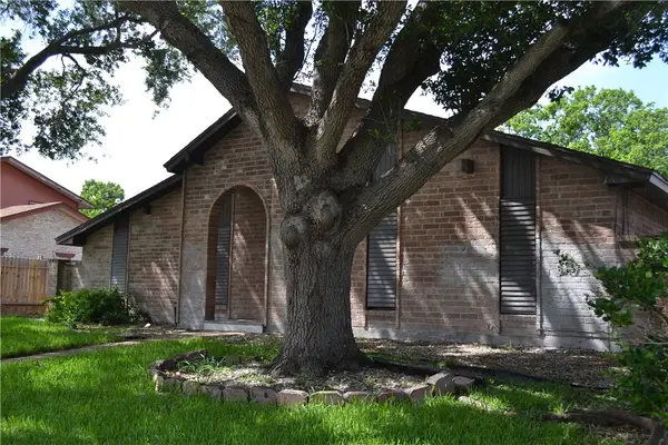 5010 Maylands Drive, Corpus Christi, TX 78413