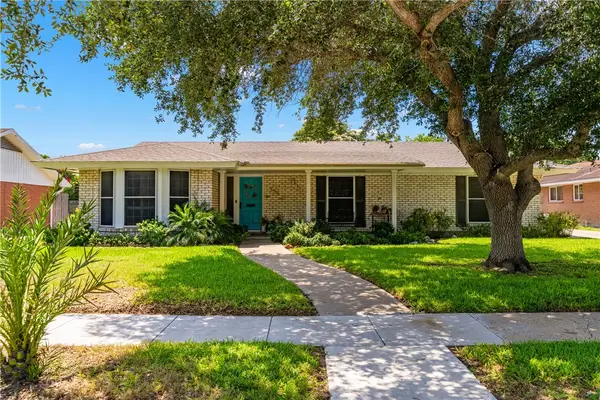750 Burkshire Drive, Corpus Christi, TX 78412