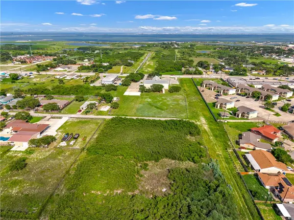 2034 Stardust Lane, Corpus Christi, TX 78418