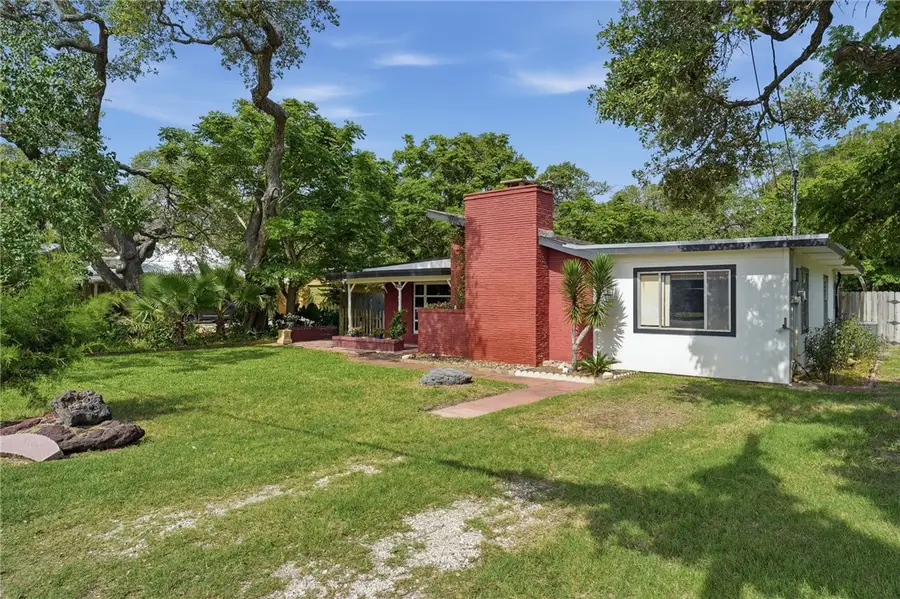 1031 N Live Oak, Rockport, TX 78382 - #3
