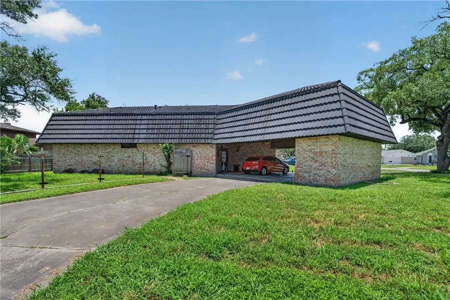 1900 South Park Street, Kingsville, TX 78363 - #3