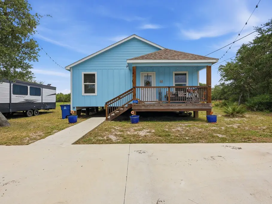 2111 Lone Star, Rockport, TX 78382 - #1