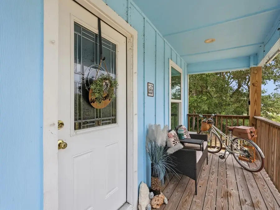 2111 Lone Star, Rockport, TX 78382 - #2