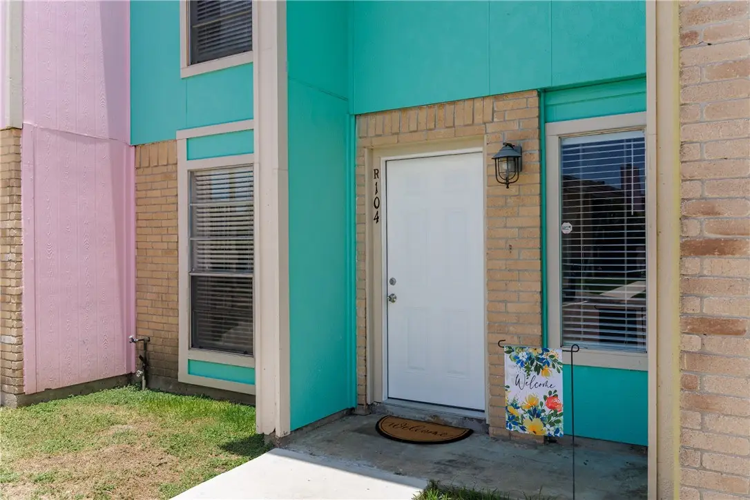 6702 Everhart #R104, Corpus Christi, TX 78413 - #1